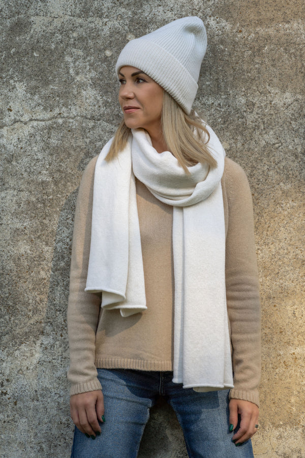 Merino wool scarf and double fold columns hat set