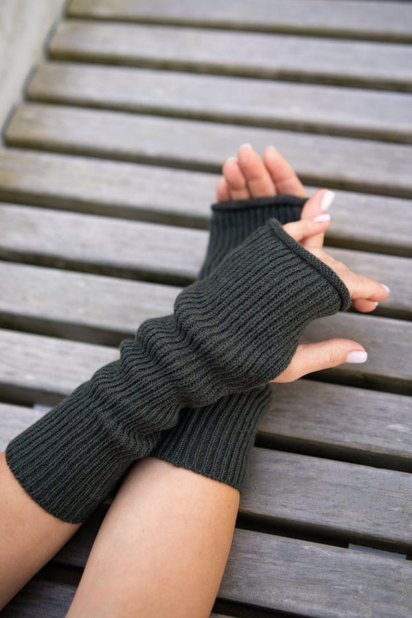 Olive green fingerless gloves
