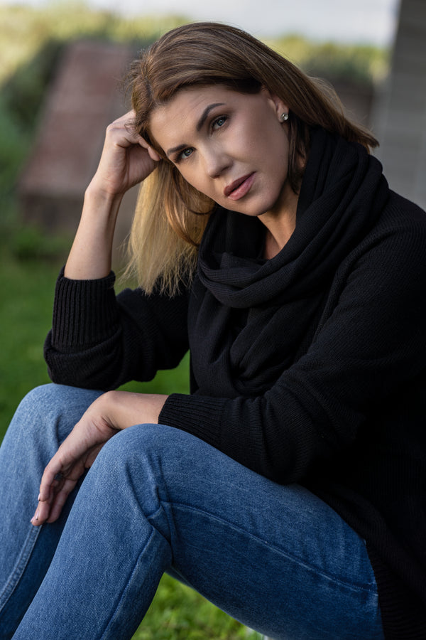 Black cashmere and merino wool shawl