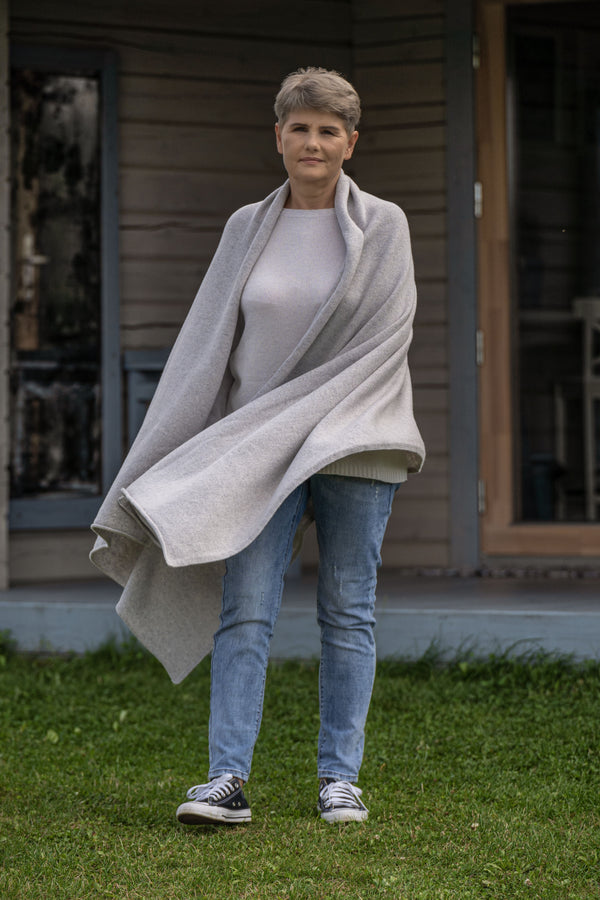 Big light grey merino wool blanket scarf